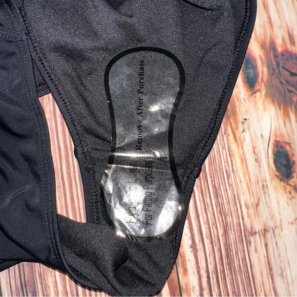 Nwt Nicole Miller Studio Swimsuit W/ Racer Back Black Size Large - Picture 12 of 13